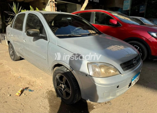 Opel Corsa 2004 Silver Manual Used for Sale in Cairo - 4