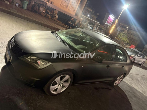 Seat Toledo 2014 Black Automatic Used for Sale in Cairo - 1
