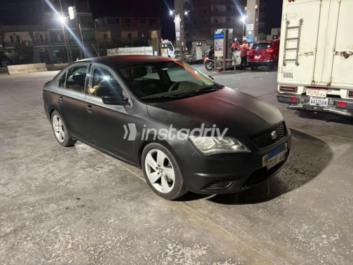 Seat Toledo 2014 Black Automatic Used for Sale in Cairo - 2
