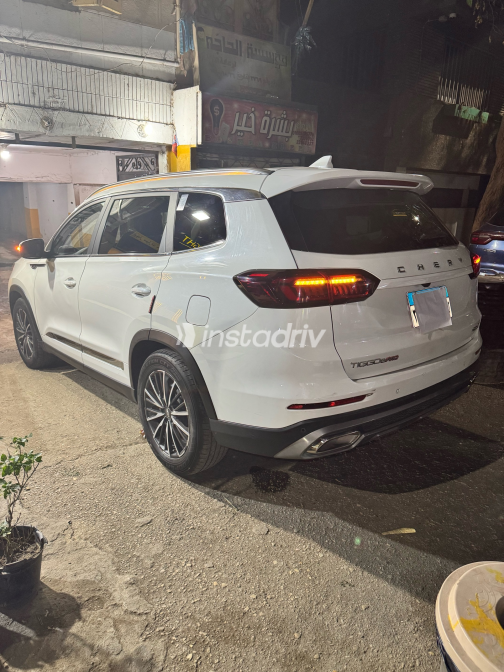 Chery Tiggo 8 Pro 2024 White Automatic Used for Sale in Greater Cairo ( Cairo + Giza) - 10