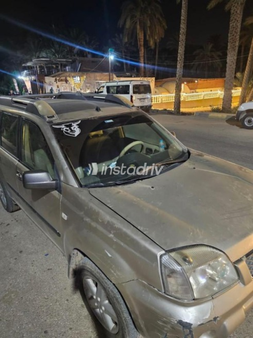 Nissan XTrail 2007 Gold Automatic Used for Sale in Greater Cairo ( Cairo + Giza) - 4