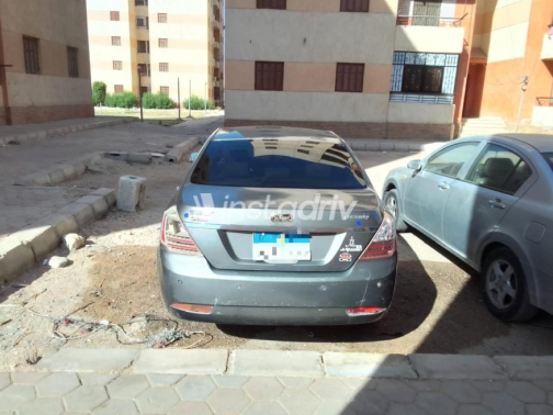Geely Emgrand 7 2014 Bronze Manual Used for Sale in 6 October - 2