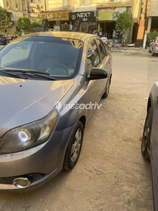 Chevrolet Aveo 2016 Gray Automatic Used for Sale in Maadi - 3