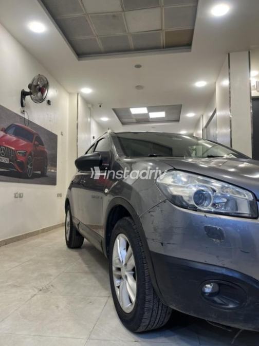 Nissan Qashqai 2014 Gray Automatic Used for Sale in El Haram - 3