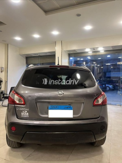 Nissan Qashqai 2014 Gray Automatic Used for Sale in El Haram - 5