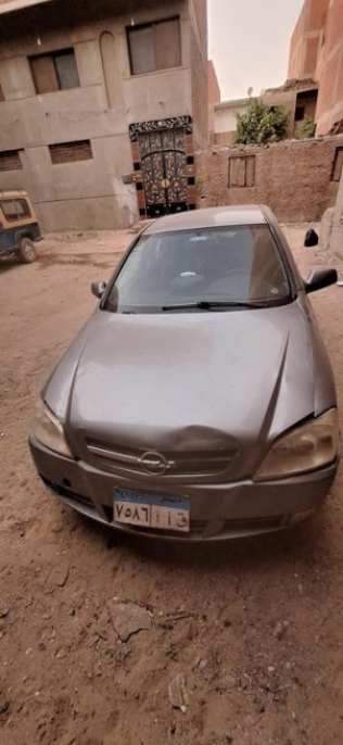 اوبل أسترا 2005 فضي يدوي مستعملة للبيع في القليوبية‎‎