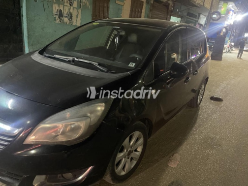 Opel Meriva 2016 Black Automatic Used for Sale in Cairo - 2