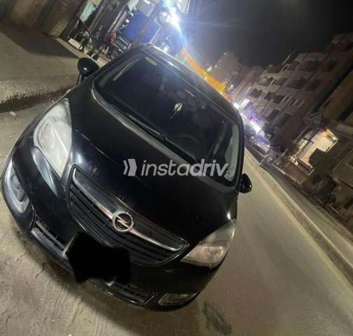 Opel Meriva 2016 Black Automatic Used for Sale in Cairo - 3