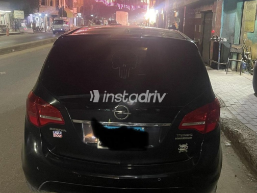 Opel Meriva 2016 Black Automatic Used for Sale in Cairo - 5