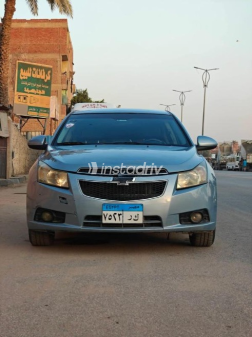 Chevrolet Cruze 2010 Cyan Automatic Used for Sale in Giza - 2