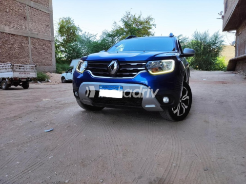 Renault Duster 2022 Blue Automatic Used for Sale in Luxor - 1
