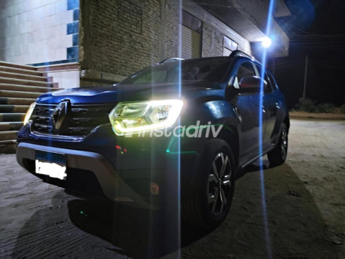 Renault Duster 2022 Blue Automatic Used for Sale in Luxor - 2