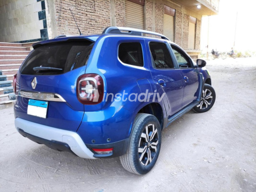 Renault Duster 2022 Blue Automatic Used for Sale in Luxor - 5