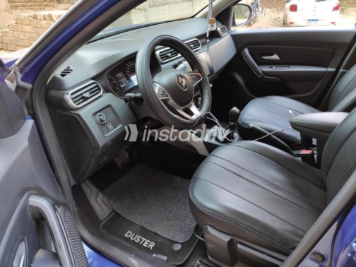 Renault Duster 2022 Blue Automatic Used for Sale in Luxor - 8