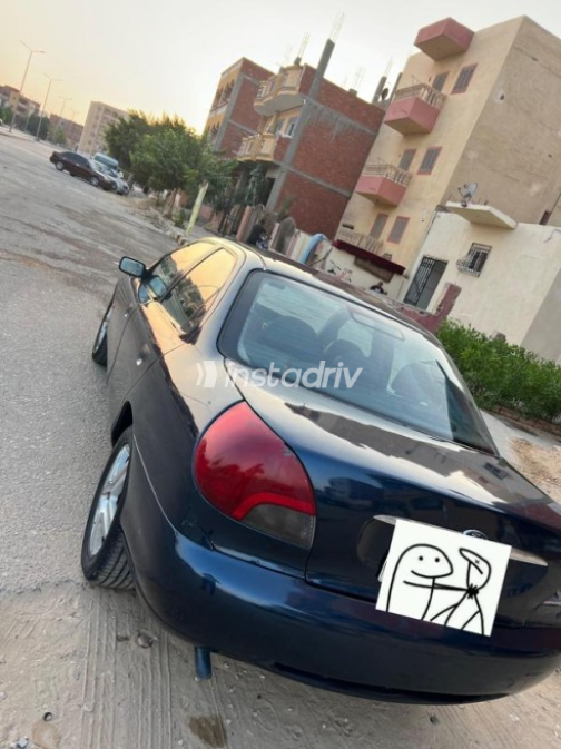 فورد مونديو 1998 أزرق غامق يدوي مستعملة للبيع في العاشر من رمضان - 3