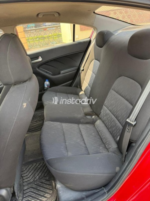 Kia Cerato 2015 Red Automatic Used for Sale in Banha - 6