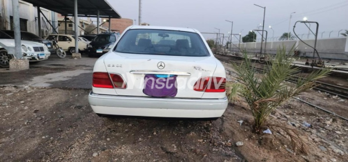 Mercedes 200 1996 White Automatic Used for Sale in Qena - 10