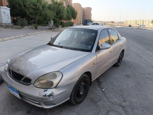 Daewoo Nubira 2 1999 Silver Automatic Used for Sale in 10th of Ramadan