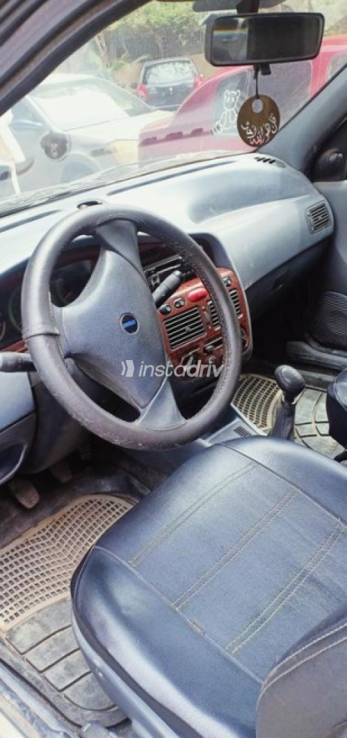 Fiat Siena 2000 Silver Manual Used for Sale in Cairo - 2