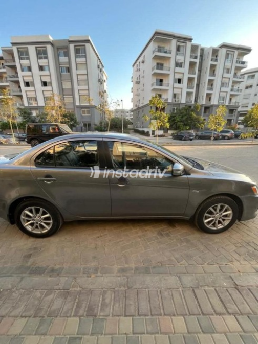 ميتسوبيشي لانسر اى اكس شارك 2018 رمادي أوتوماتيك مستعملة للبيع في القاهرة - 5