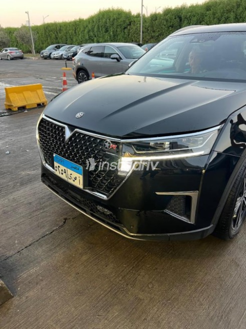 Dongfeng Venucia Star 2023 Black Automatic Used for Sale in Madinaty - 3