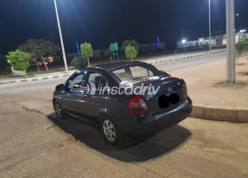 Hyundai Accent 2010 Dark Gray Manual Used for Sale in Asyut - 3