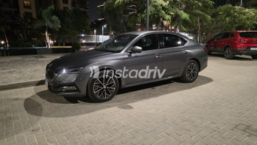 Skoda Octavia 2022 Gray Automatic Used for Sale in Maadi - 2