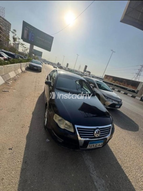Volkswagen Passat 2011 Black Automatic Used for Sale in Maadi - 5