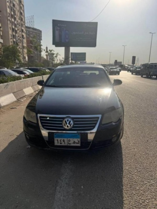 Volkswagen Passat 2011 Black Automatic Used for Sale in Maadi