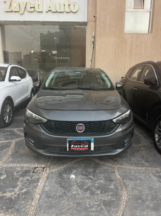 فيات تيبو 2021 رمادي أوتوماتيك مستعملة للبيع في مدينة الشيخ زايد