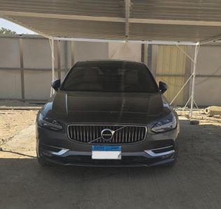 Volvo S90 2017 Gray Automatic Used for Sale in Sheikh Zayed City