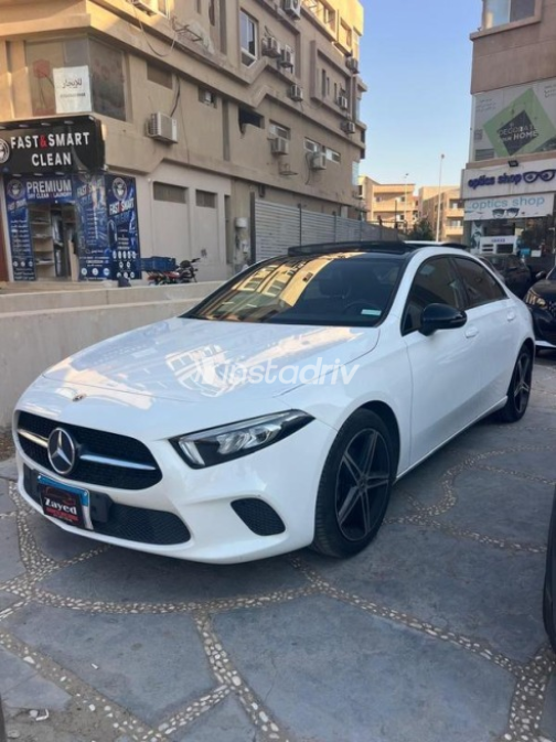 مرسيدس A 180 2021 أبيض أوتوماتيك مستعملة للبيع في مدينة الشيخ زايد - 3