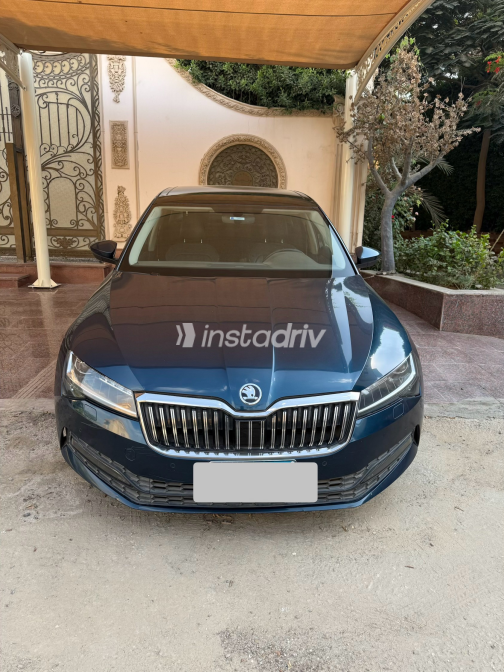 Skoda Superb 2021 Blue Automatic Used for Sale in Greater Cairo ( Cairo + Giza) - 1