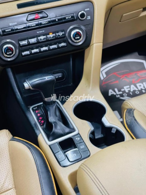 Kia Sportage 2022 White Automatic Used for Sale in Greater Cairo ( Cairo + Giza) - 9