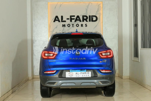 Renault Kadjar 2021 Dark Blue Automatic Used for Sale in Greater Cairo ( Cairo + Giza) - 4