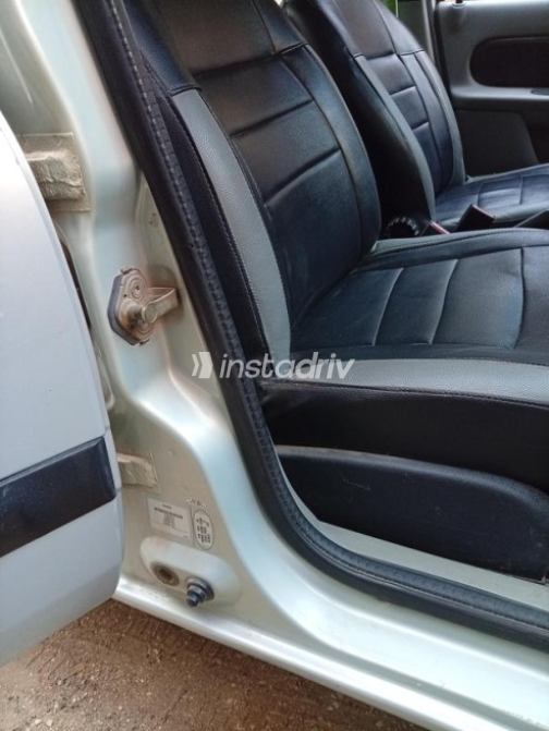 Renault Clio 2003 Silver Manual Used for Sale in 6 October - 5