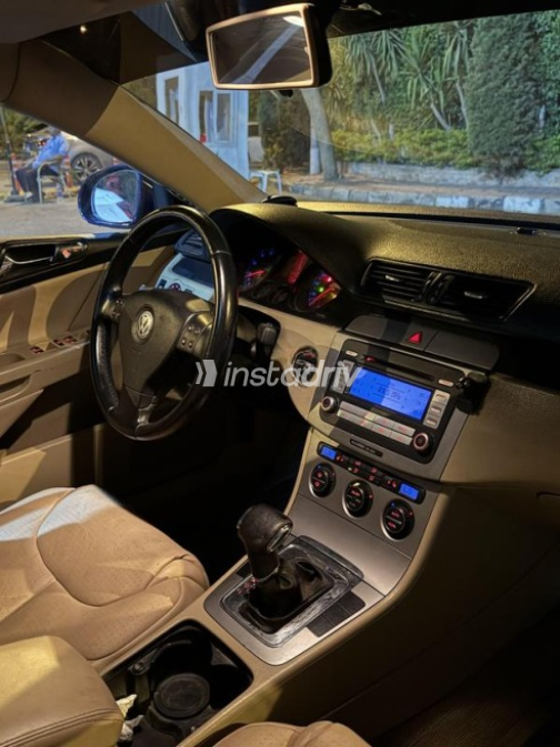 Volkswagen Passat 2006 Dark Blue Automatic Used for Sale in Greater Cairo ( Cairo + Giza) - 5