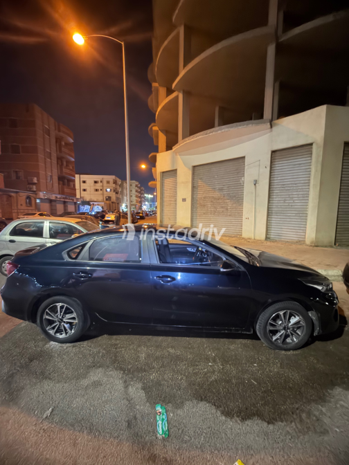 Kia Grand Cerato 2022 Black Automatic Used for Sale in Greater Cairo ( Cairo + Giza) - 5