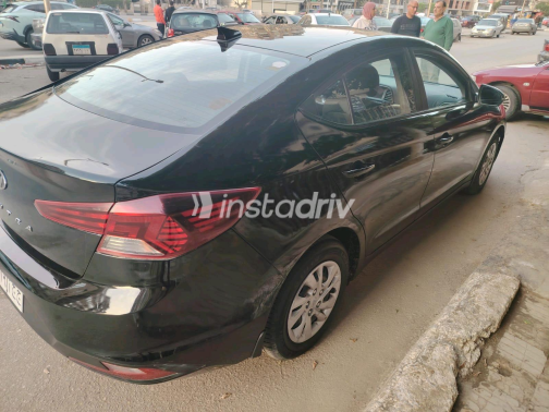 Hyundai Elantra AD 2019 Black Automatic Used for Sale in Greater Cairo ( Cairo + Giza) - 6