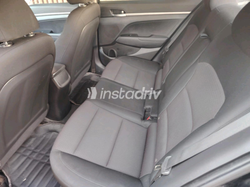 Hyundai Elantra AD 2019 Black Automatic Used for Sale in Greater Cairo ( Cairo + Giza) - 7