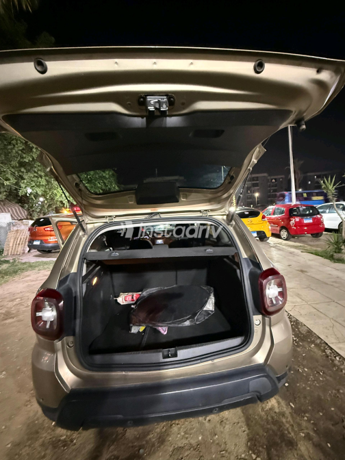 Renault Duster 2021 Gold CVT Used for Sale in Greater Cairo ( Cairo + Giza) - 5