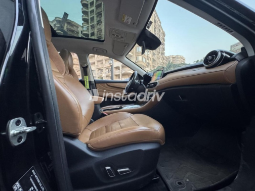 MG HS 2021 Black Automatic Used for Sale in Nasr city - 8