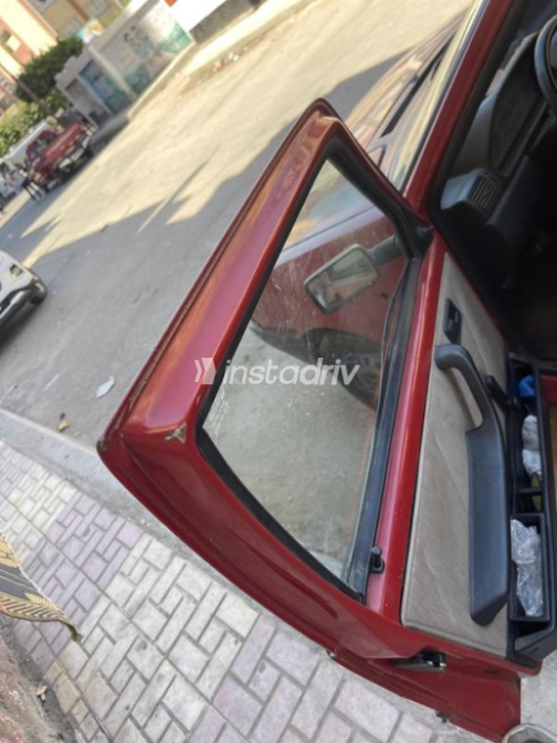 Fiat Uno 1993 Red Manual Used for Sale in Beheira - 9