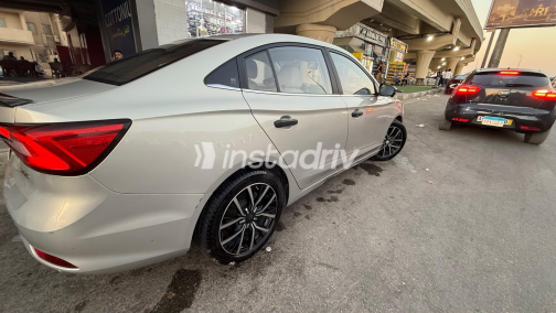 MG 5 2021 Gold Automatic Used for Sale in Greater Cairo ( Cairo + Giza) - 2