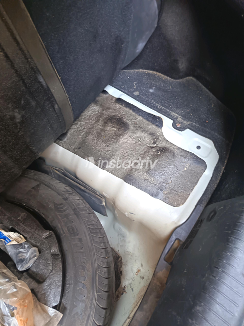 Hyundai Elantra 2013 Silver Automatic Used for Sale in Greater Cairo ( Cairo + Giza) - 3