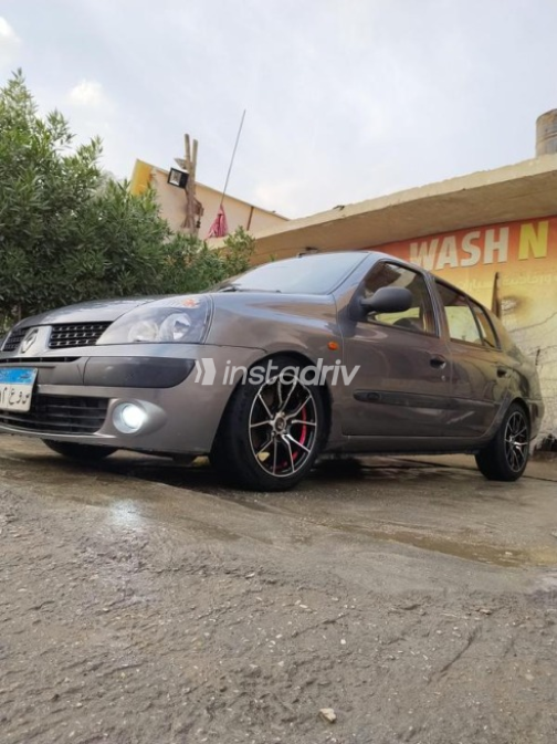 Renault Clio 2003 Gray Manual Used for Sale in Cairo - 3
