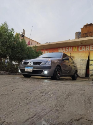 Renault Clio 2003 Gray Manual Used for Sale in Cairo