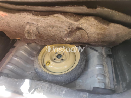 Daihatsu SIRION 2007 Champagne Automatic Used for Sale in Hadayek October - 5