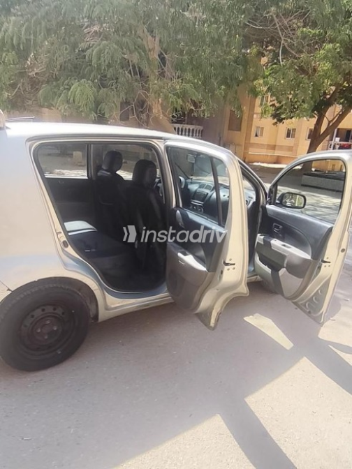 Daihatsu SIRION 2007 Champagne Automatic Used for Sale in Hadayek October - 9