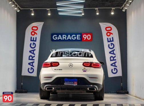 مرسيدس GLC 300 2020 أبيض أوتوماتيك مستعملة للبيع في القاهرة - 3